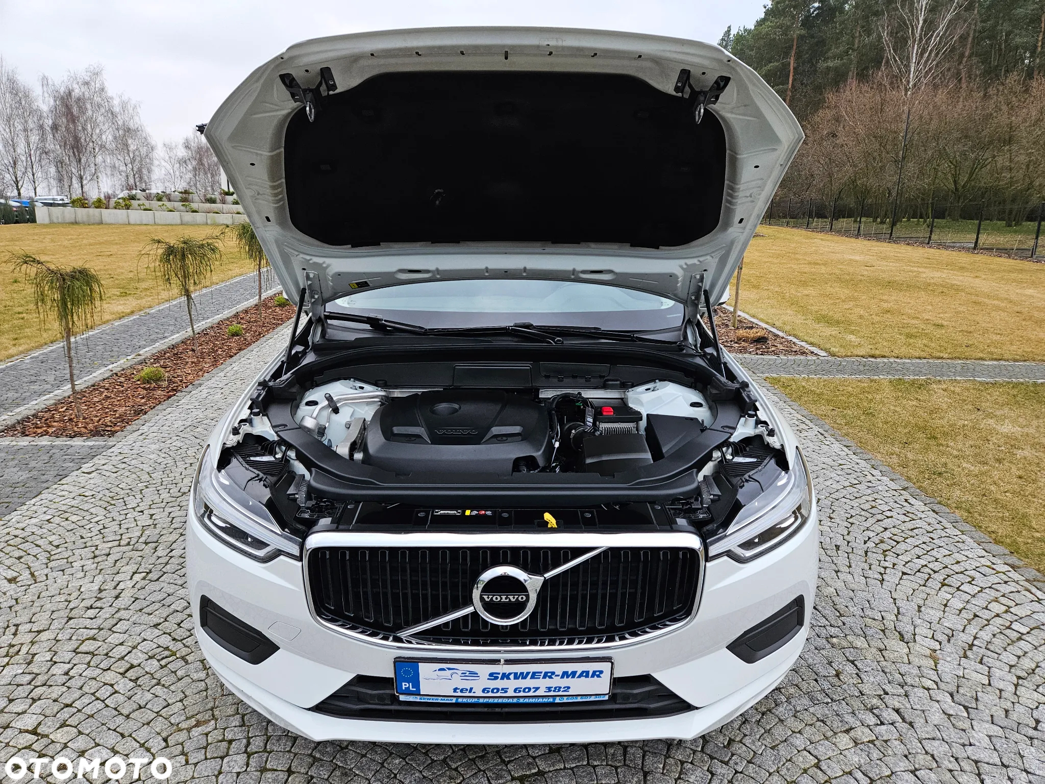 Volvo XC 60 T4 Momentum Pro - 35