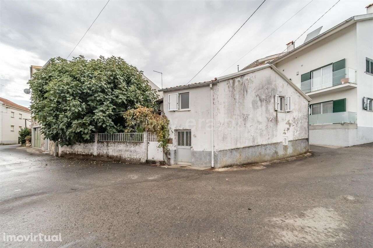 Moradia Geminada T3 / Covilhã, Erada - Grande imagem: 2/20