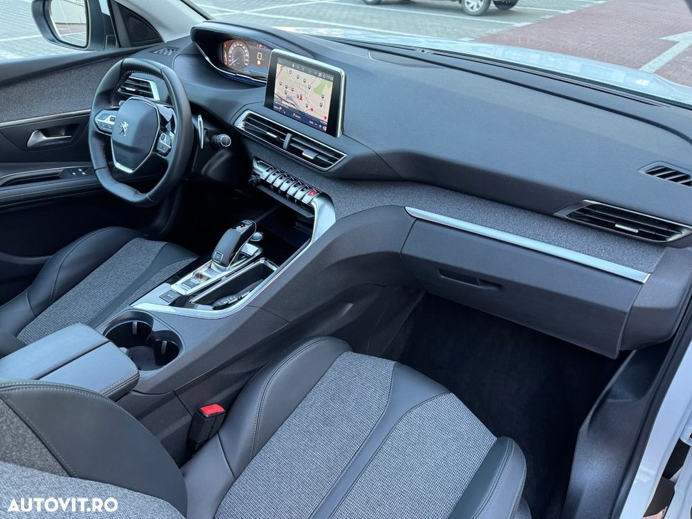 Peugeot 3008 1.2 PureTech 130 EAT8 Allure Pack - 14