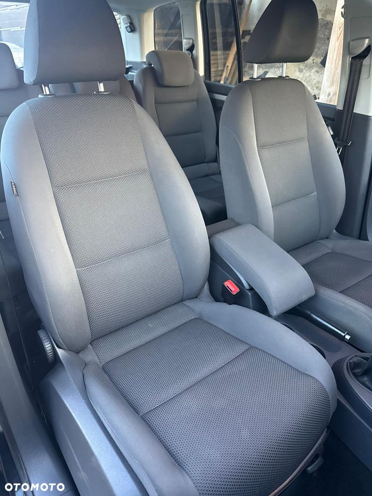 Volkswagen Touran 1.6 TDI DPF BlueMotion Technology Life - 14