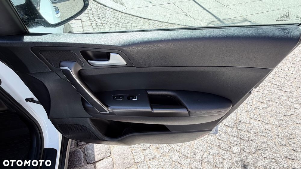 Kia Sportage 1.7 CRDI 2WD Dream-Team Edition - 20