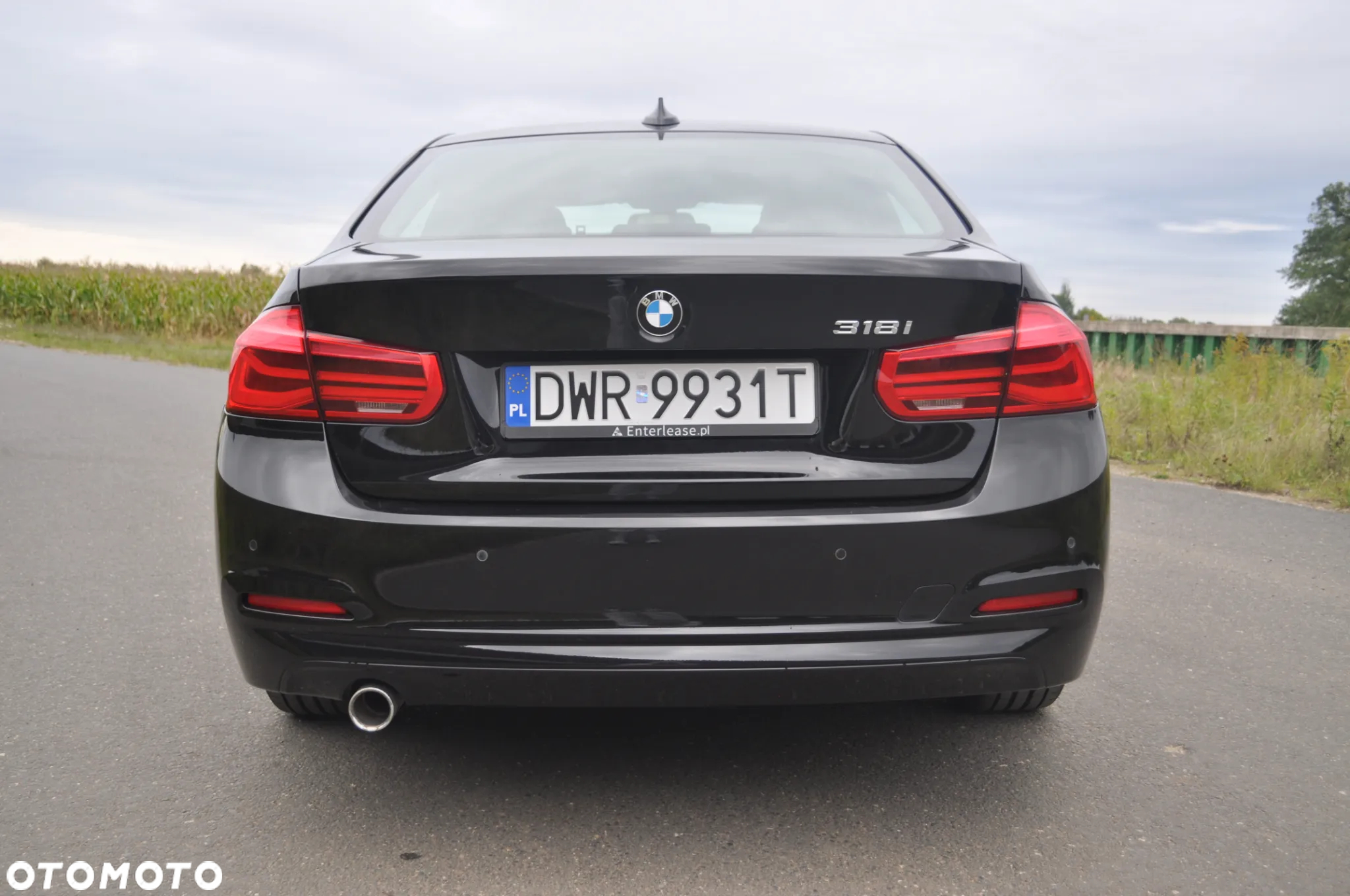 BMW Seria 3 318i - 5