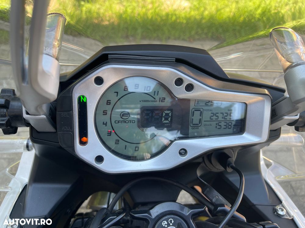 CF Moto 650MT ABS - 3