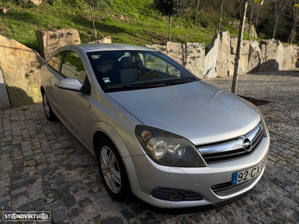 Opel Astra GTC 1.3 CDTI - 8