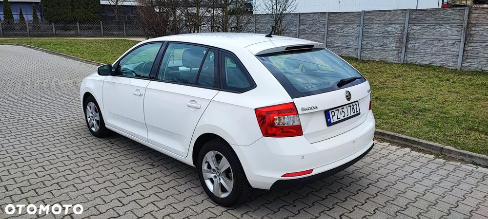 Skoda RAPID - 7