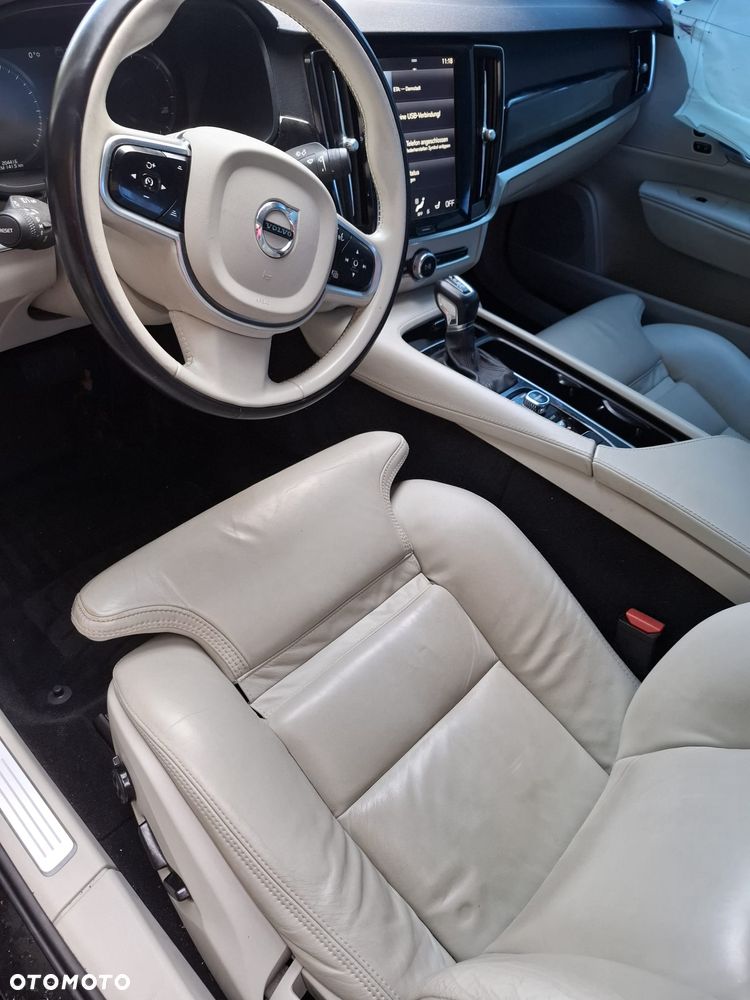 Volvo S90 D4 Geartronic Inscription - 23