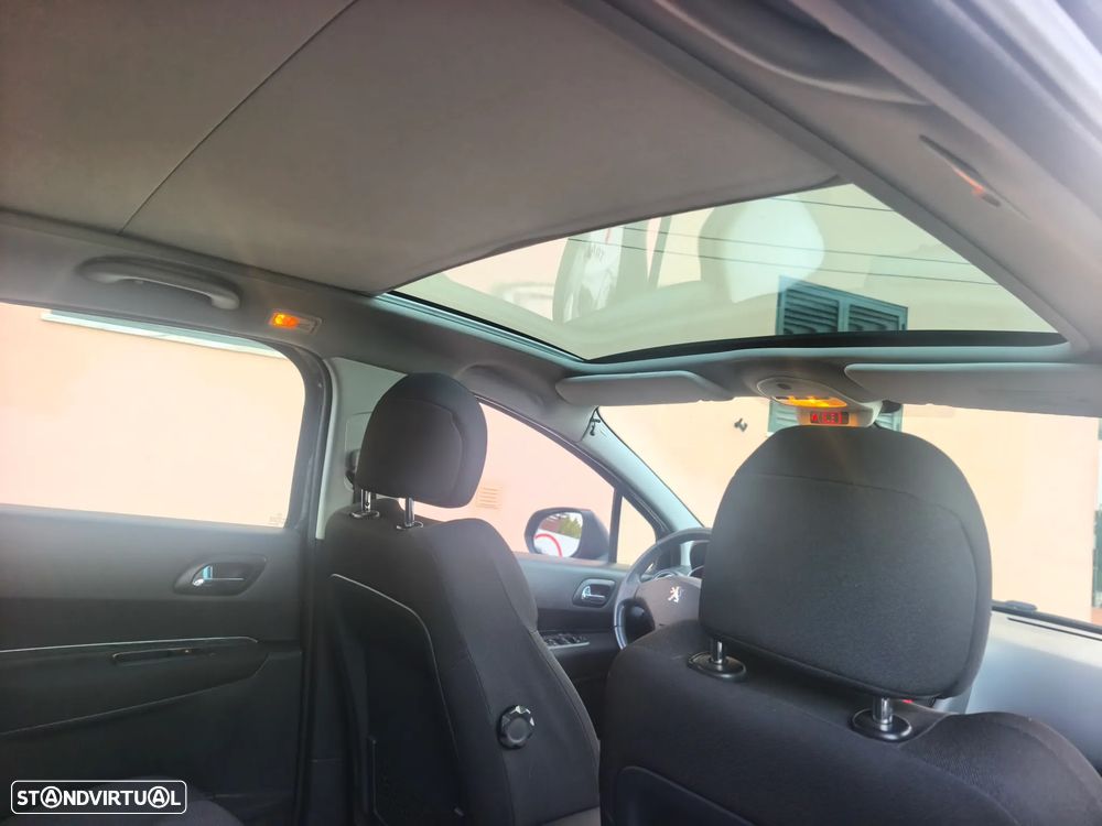 Peugeot 3008 1.6 e-HDi Allure CMP6 - 27
