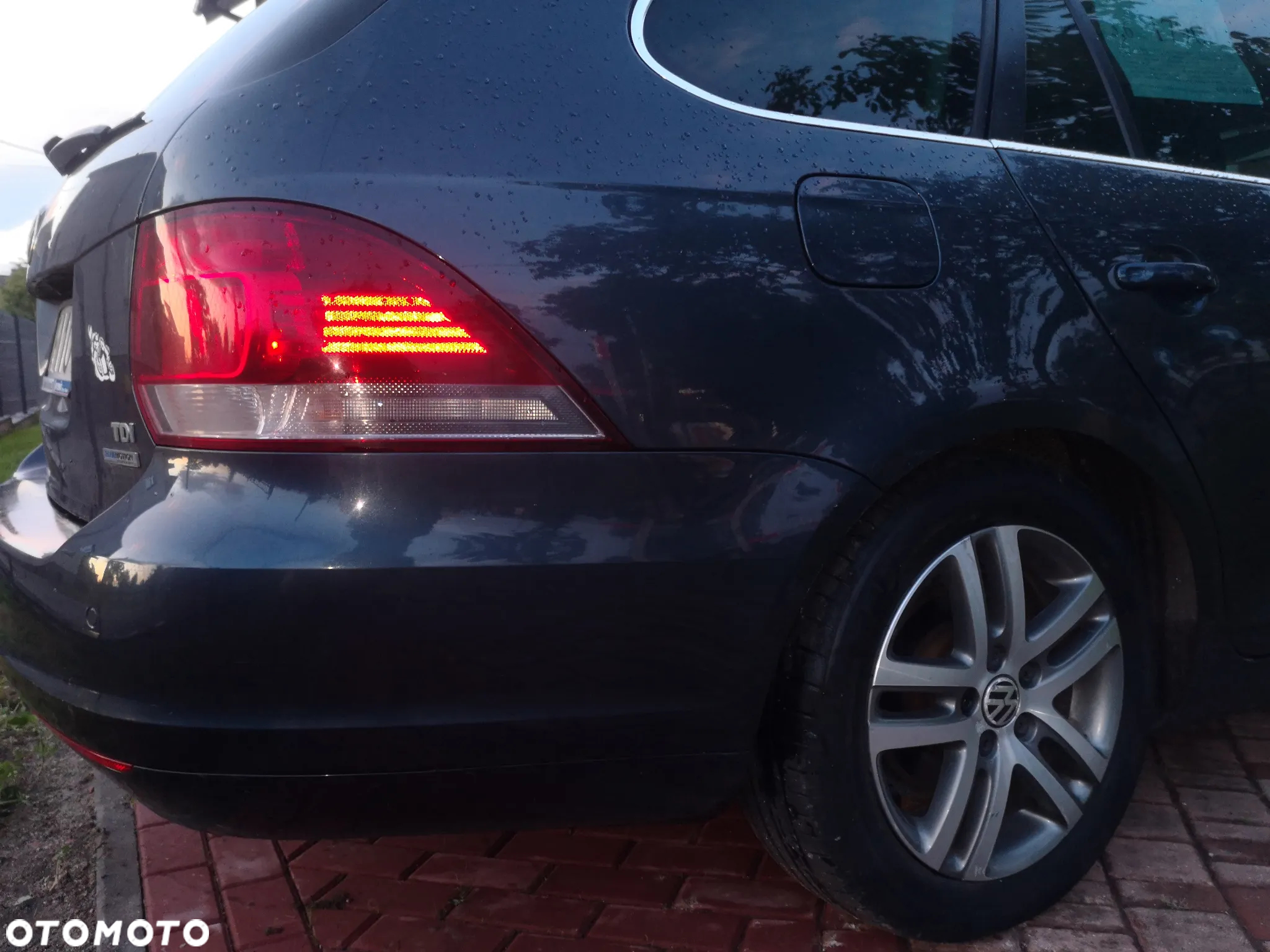 Volkswagen Golf VI 1.6 TDI Highline - 3