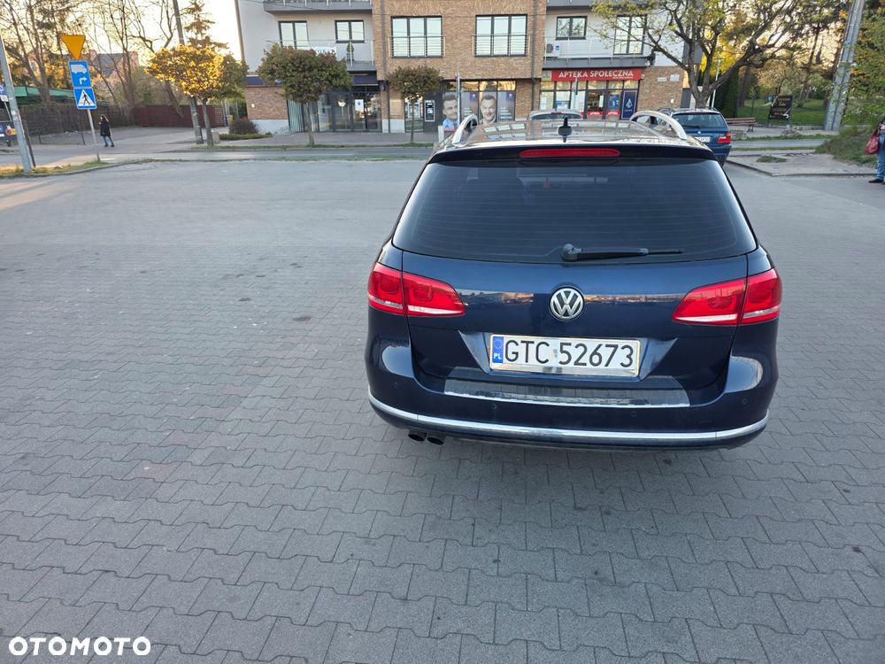Volkswagen Passat - 5