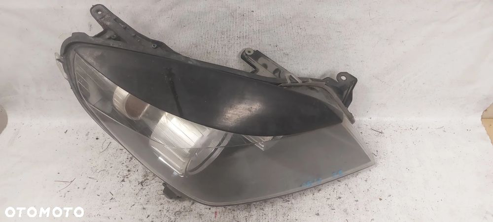 .  PRZOD PRZEDNIA LAMPA PRAWA OPEL ASTRA 3 H - 2