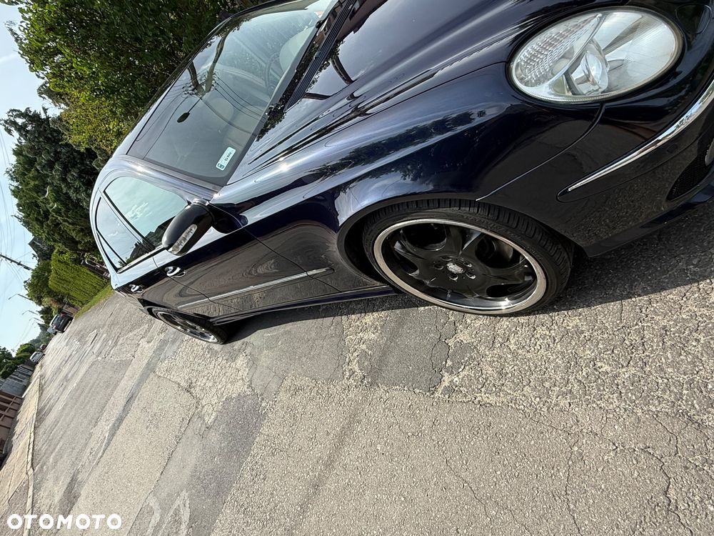 Mercedes-Benz Klasa E 500 T Elegance - 11