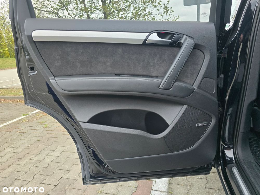 Audi Q7 3.0 TDI DPF Quattro Tiptronic - 34