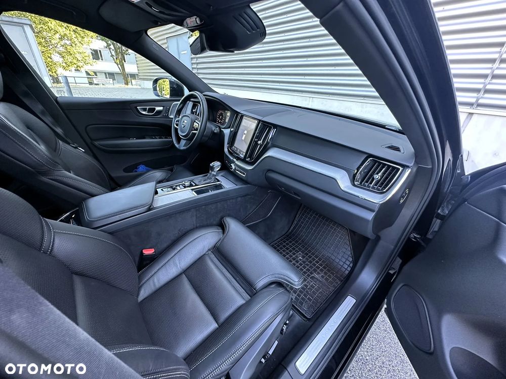 Volvo XC 60 - 22
