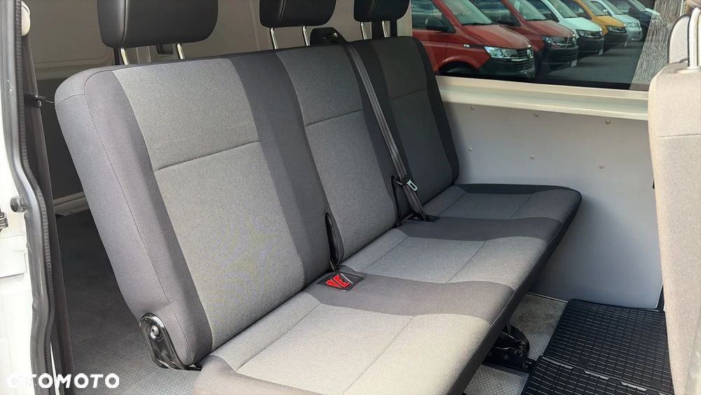Volkswagen Transporter - 31