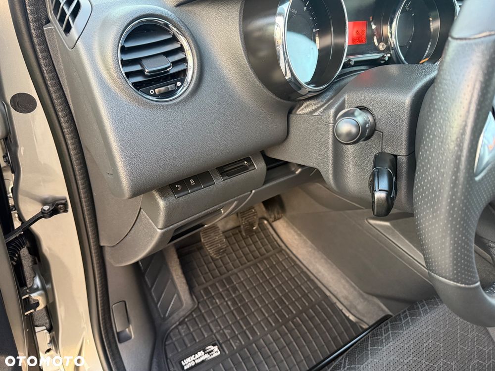 Peugeot 3008 1.6 HDi Style - 17