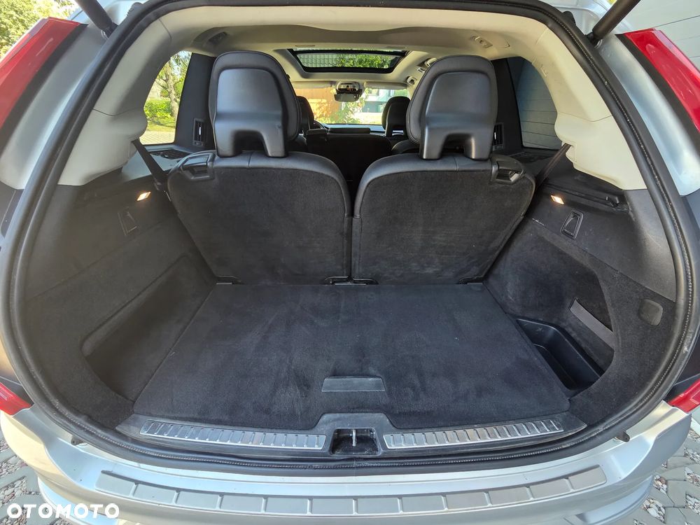 Volvo XC 90 T6 AWD Momentum 7os - 24
