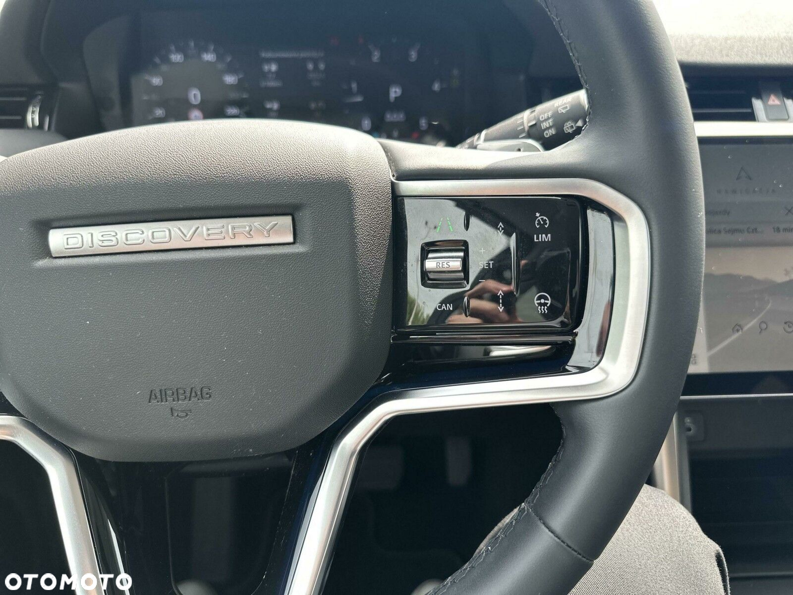 Land Rover Discovery Sport - 18