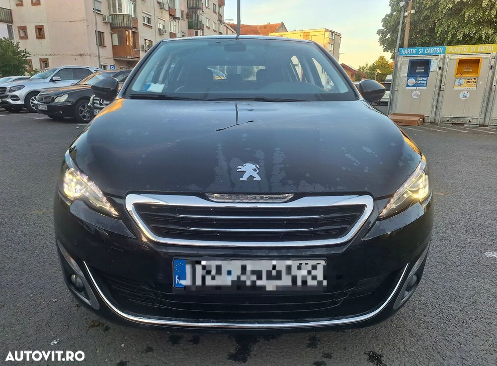 Peugeot 308 - 1