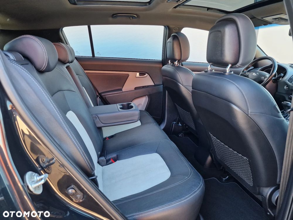 Kia Sportage 2.0 CRDI 184 AWD Platinum Edition - 26