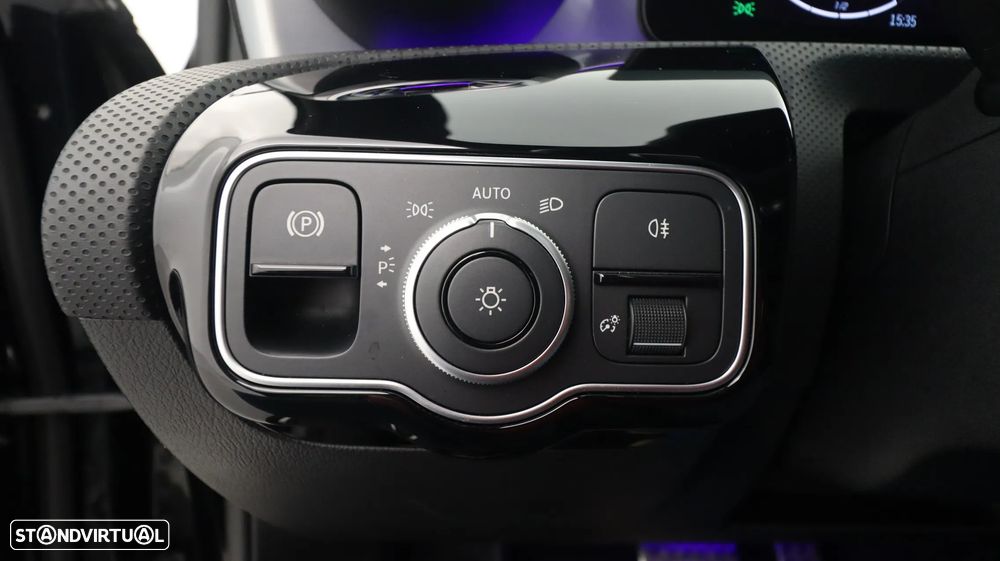 Mercedes-Benz A 180 Limousine d AMG Line Aut. - 21