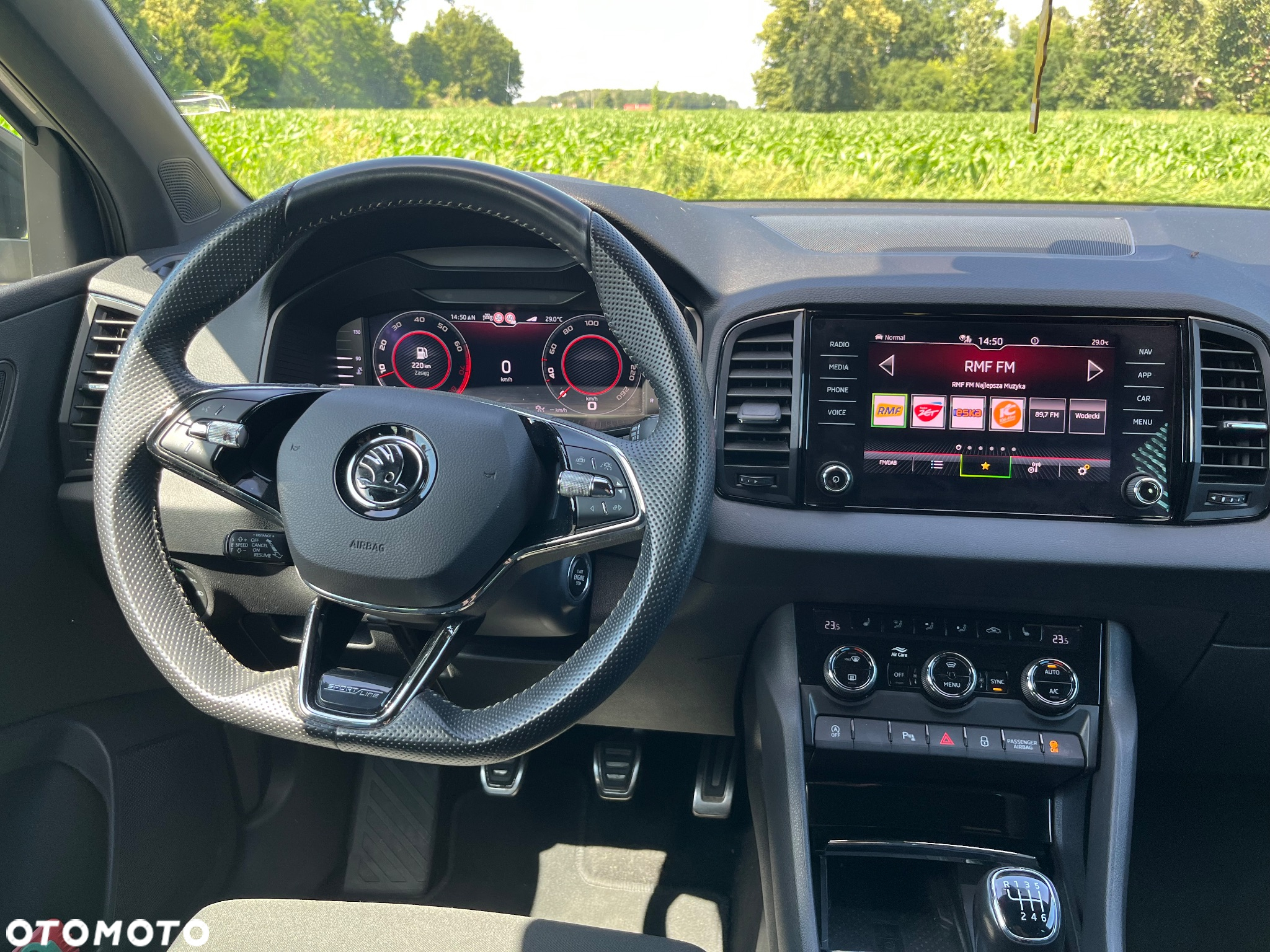 Skoda Karoq 1.5 TSI ACT Sportline - 11