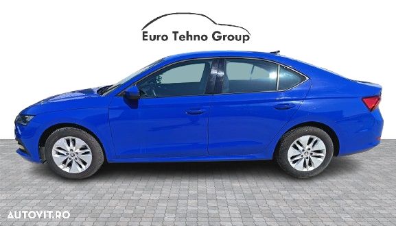 Skoda Octavia 2.0 TDI DSG Ambition - 2