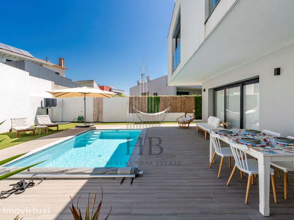 Moradia T4 + 1 com Piscina Murteira | Loures - Grande imagem: 3/48