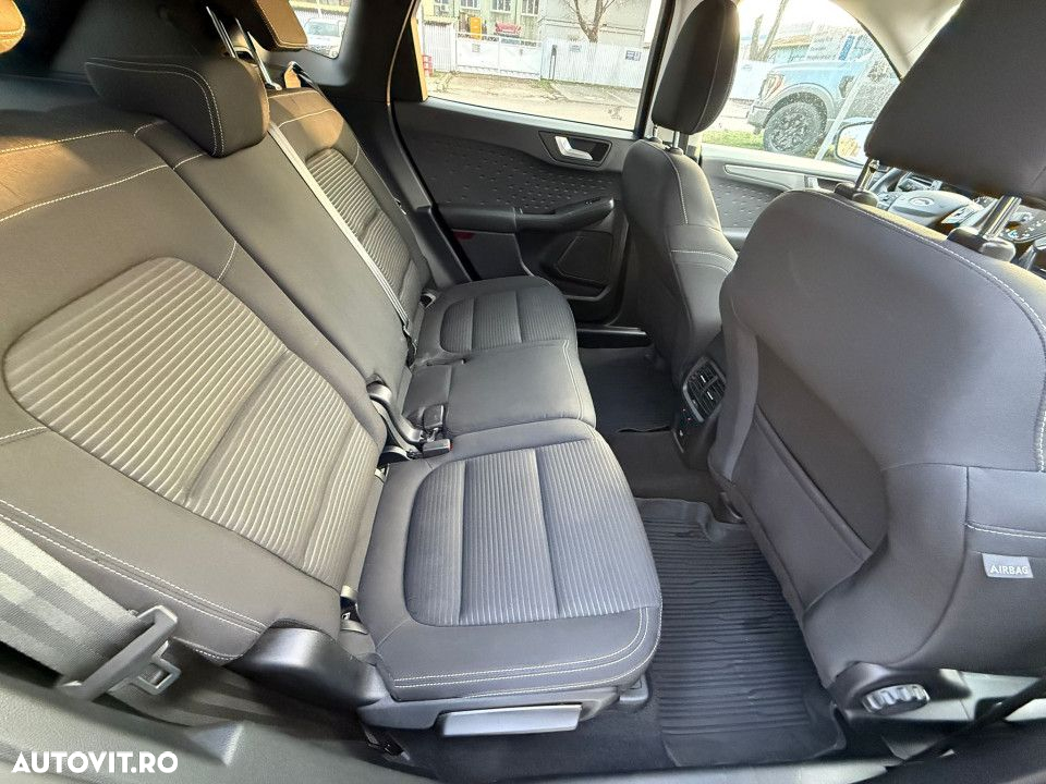 Ford Kuga 1.5 EcoBoost FWD Titanium - 14