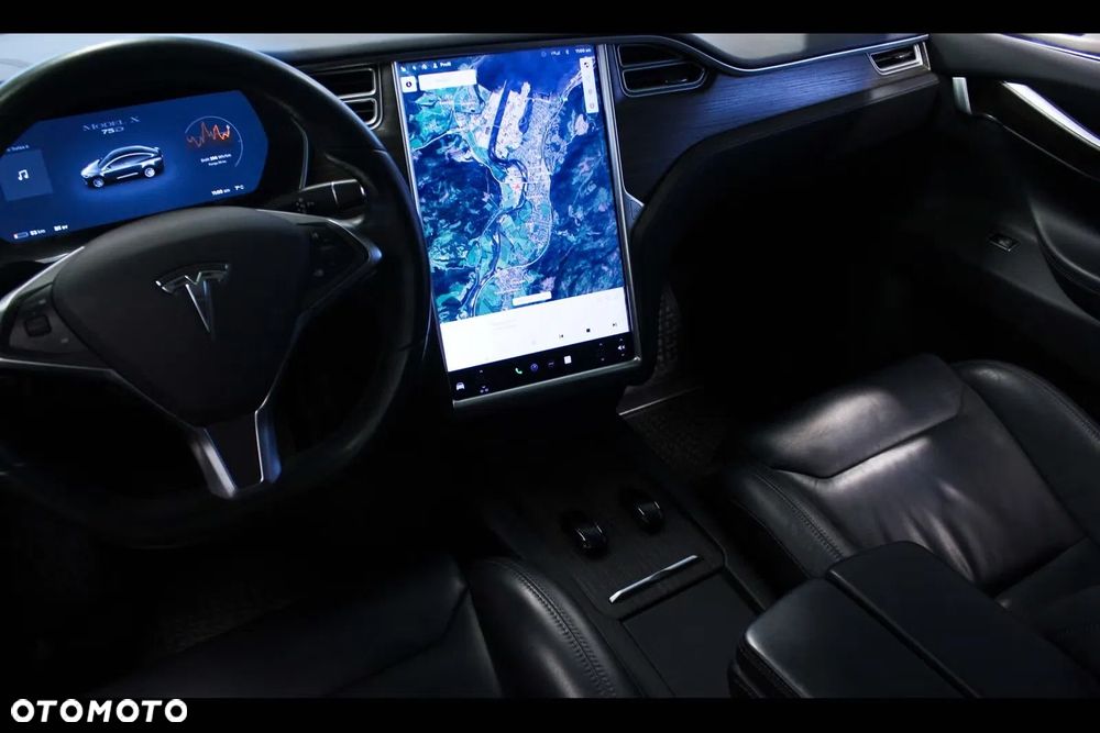 Tesla Model X Long Range Plus - 13