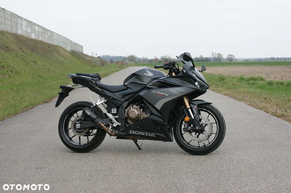 Honda CBR - 1
