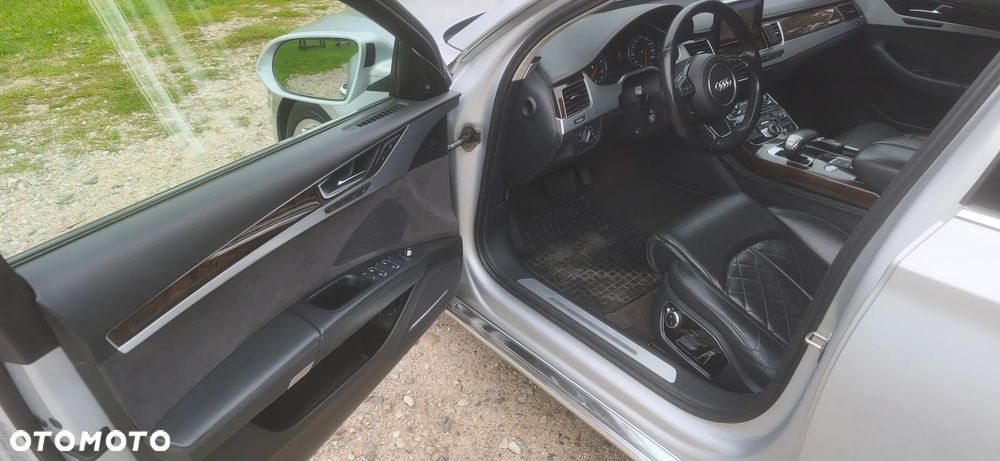 Audi A8 4.2 TDI Quattro - 8