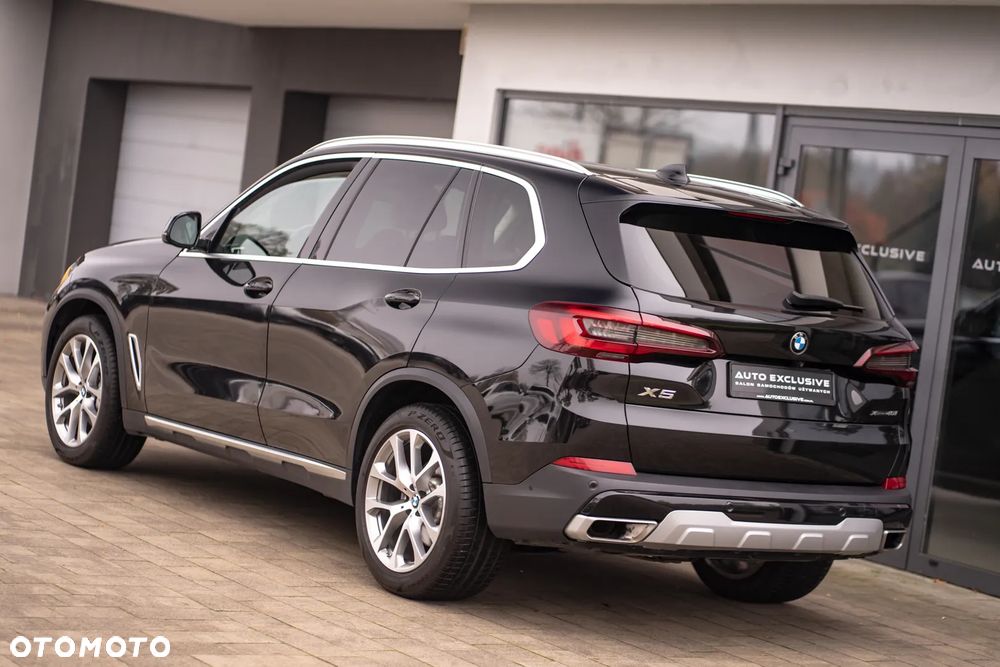 BMW X5 xDrive40i mHEV - 19