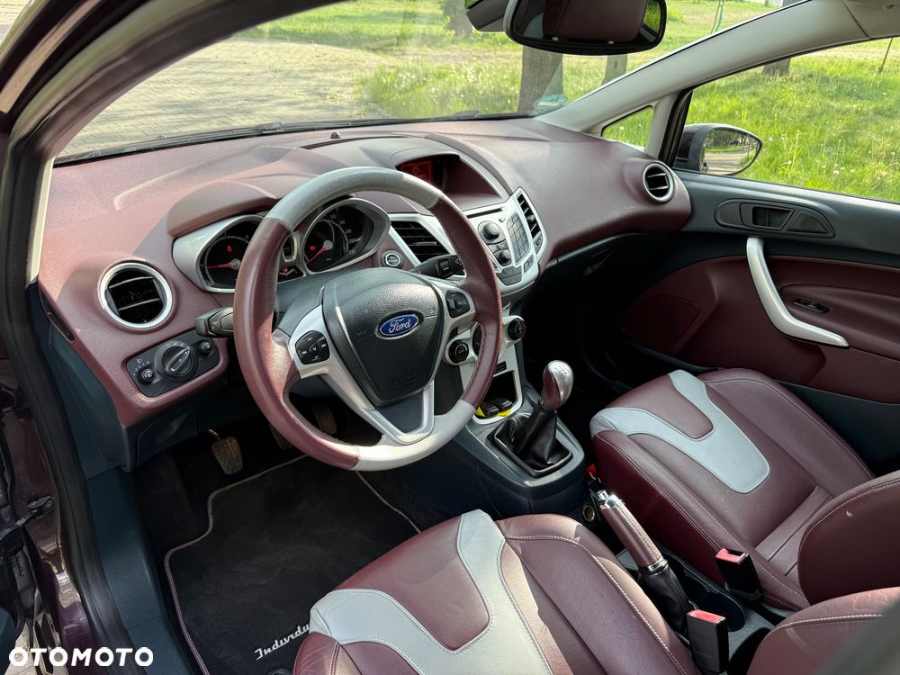 Ford Fiesta - 18