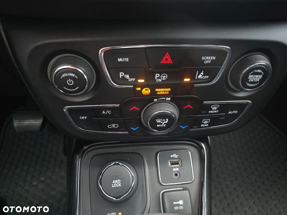 Jeep Compass 2.0 MJD Limited 4WD S&S - 17