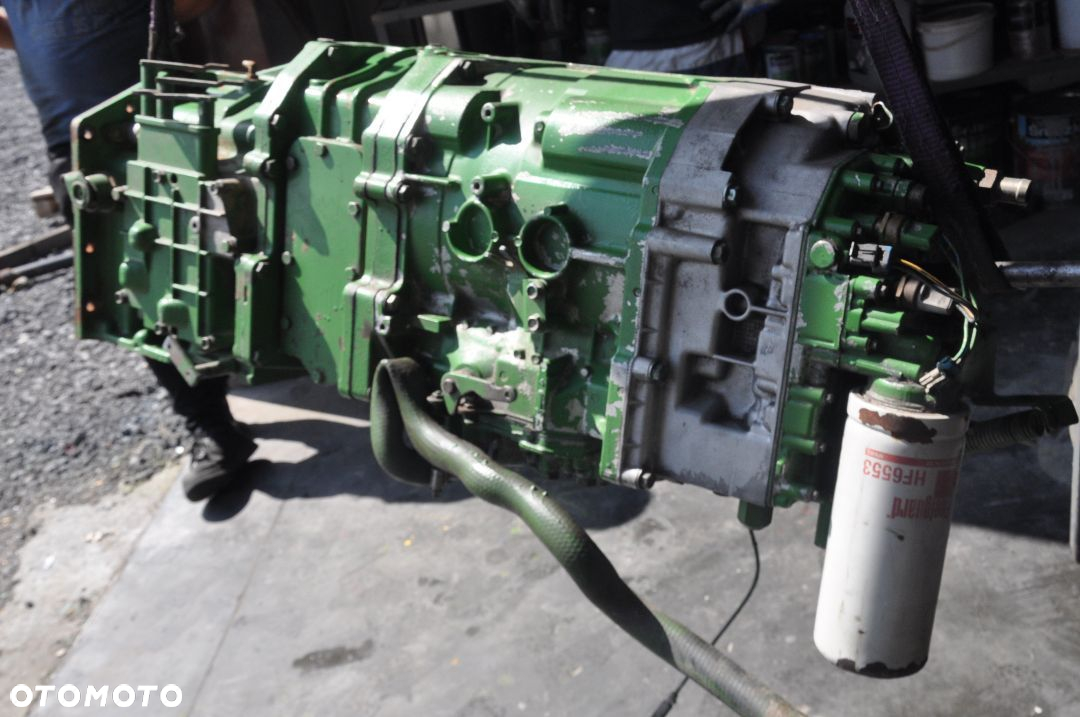 SKRZYNIA BIEGÓW JOHN DEERE NR R116768 / 033194B - 7