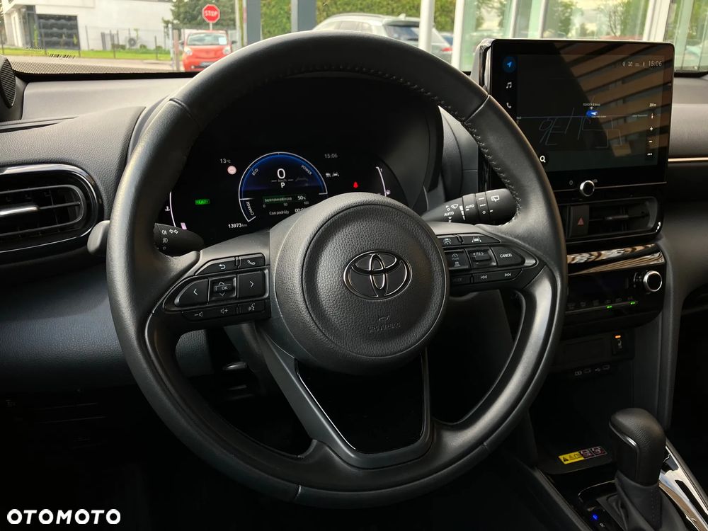 Toyota Yaris Cross Hybrid 1.5 Style - 24