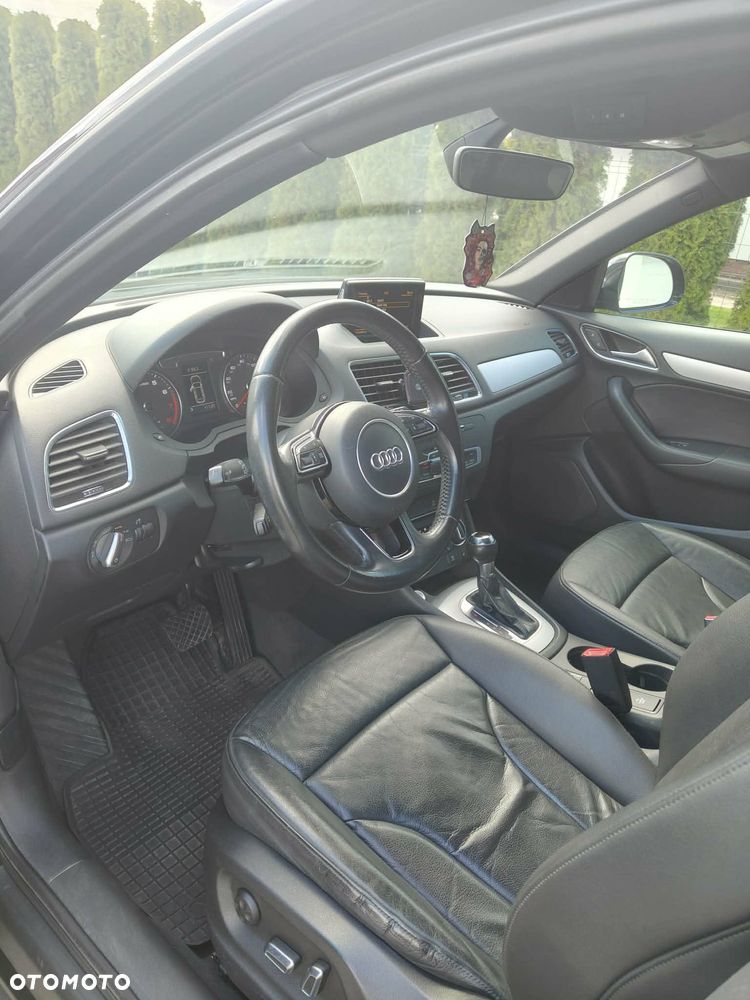 Audi Q3 2.0 TFSI Quattro Design S tronic - 8