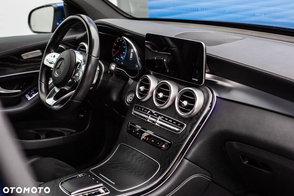 Mercedes-Benz GLC - 16