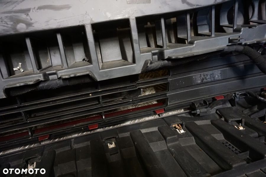 FORD FUSION 2017 - Zderzak Przód Przedni Atrapa Kratka USA - 13