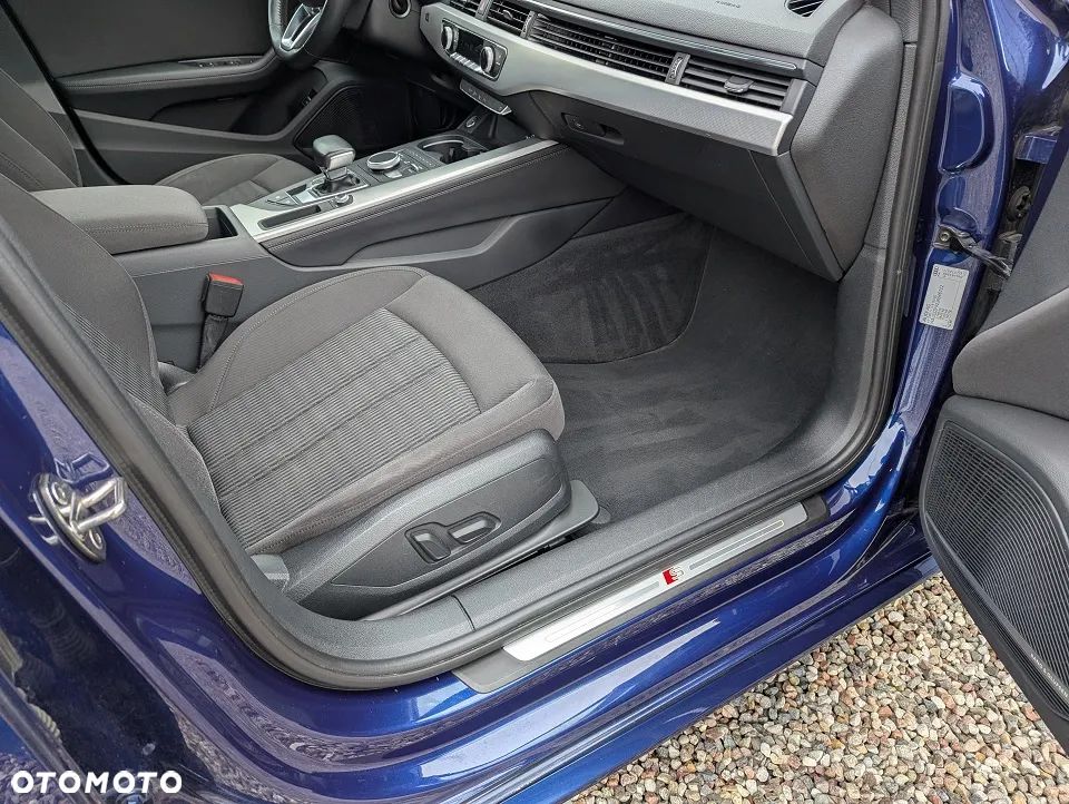 Audi A4 Avant 2.0 TDI S tronic design - 27