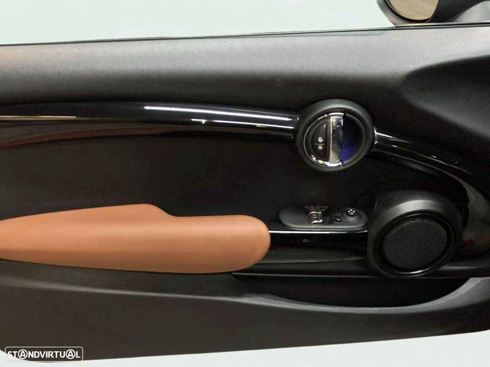 MINI 3 Portas - 18
