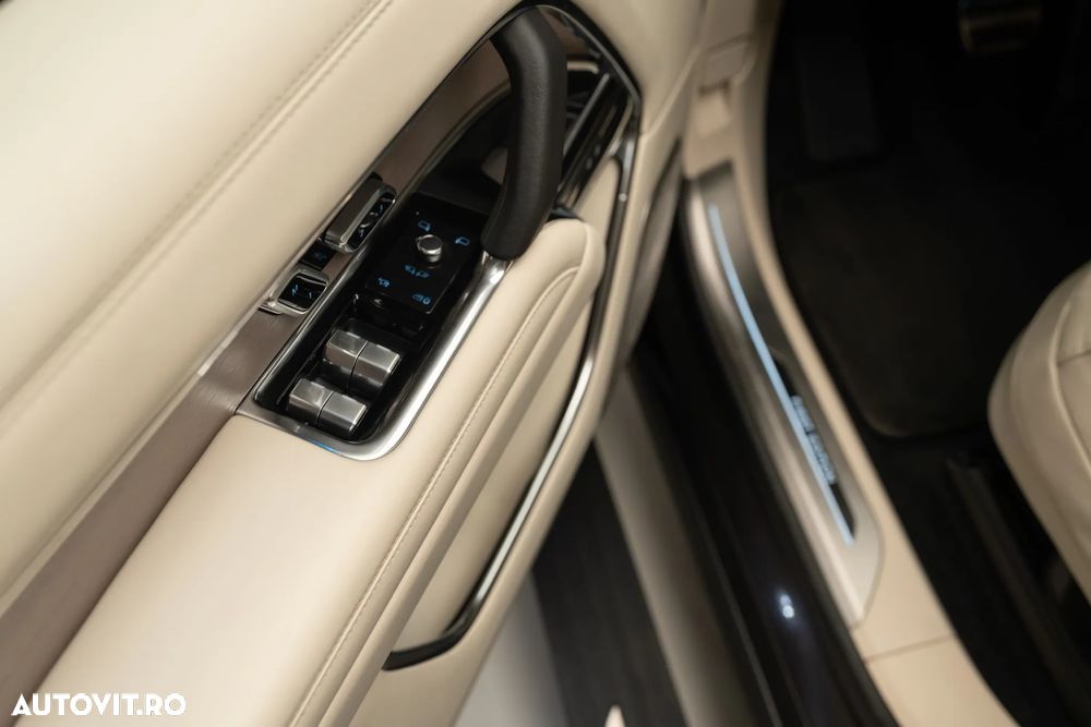 Land Rover Range Rover 3.0 I6 D350 MHEV First Edition - 12
