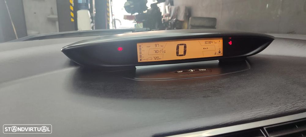 Citroen C4 2008 photo 5