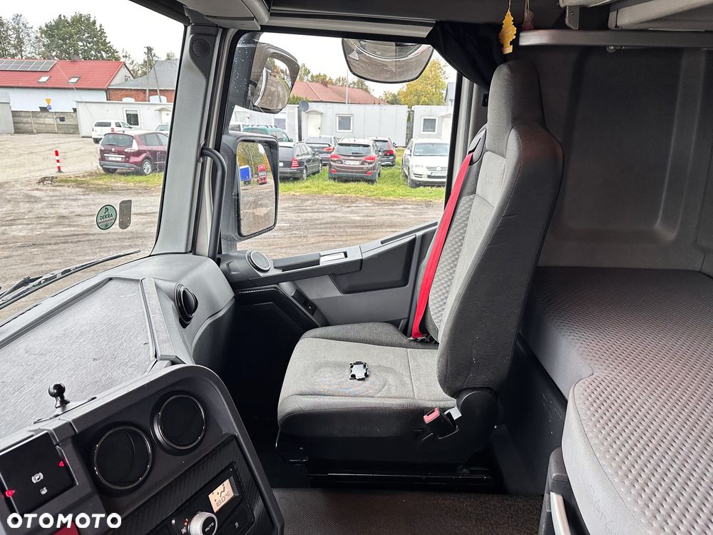 Renault T440 - 20