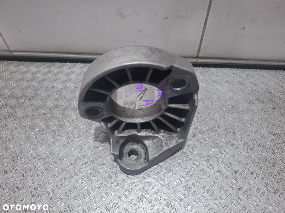 Podpora półosi Opel Insignia A 2,0 CDTI 2012 rok nr 55560072 - 2