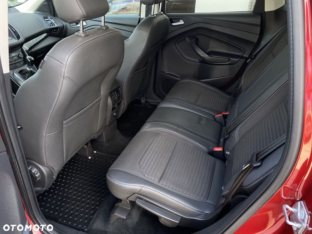 Ford Kuga 1.5 EcoBoost FWD Titanium - 28