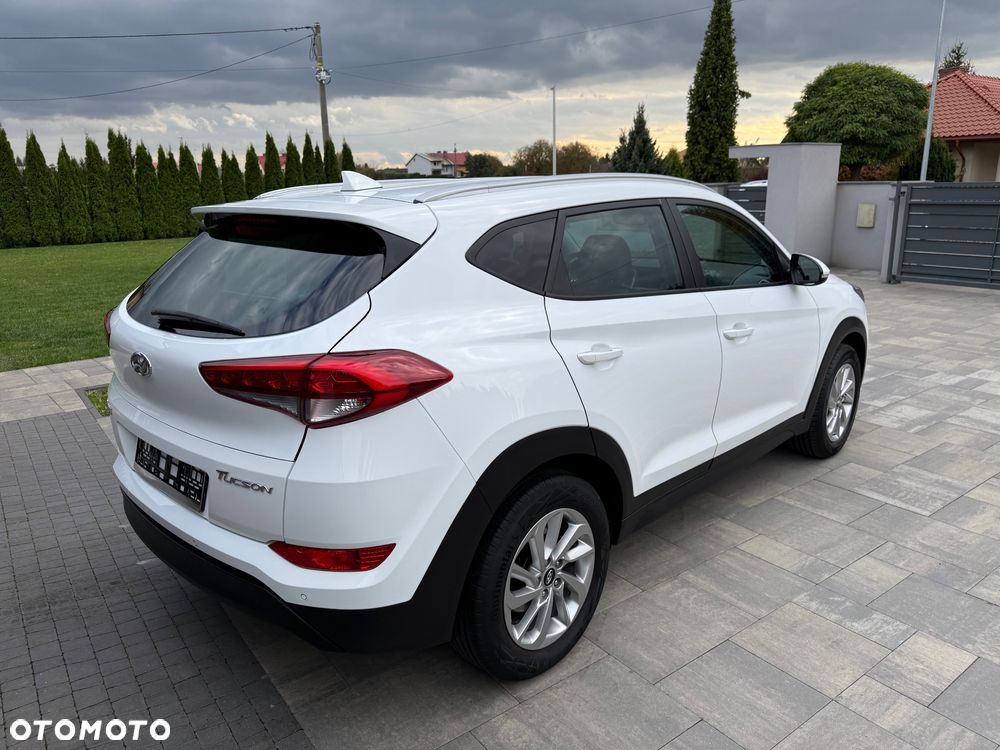 Hyundai Tucson blue 1.7 CRDi 2WD Passion - 9