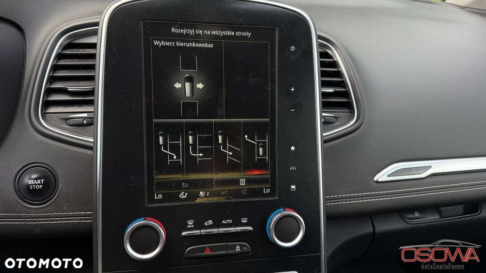 Renault Grand Scenic - 27