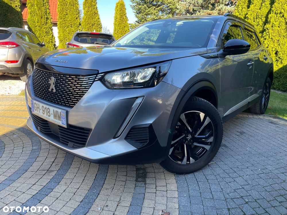 Peugeot 2008 1.5 BlueHDi Allure S&S EAT8 - 3