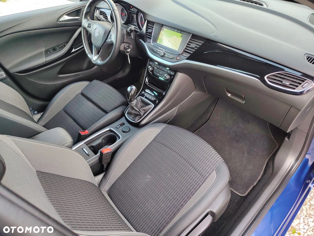 Opel Astra 1.2 T Business Elegance S&S - 37